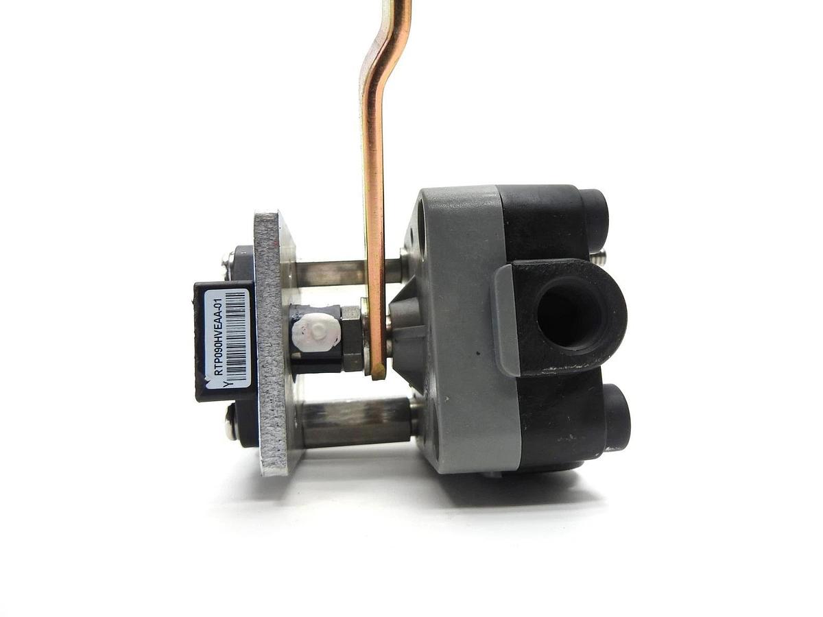 Barksdale Air Leveling Valve Height Control 53321 Q27, 591449 Truck Bus Leveling