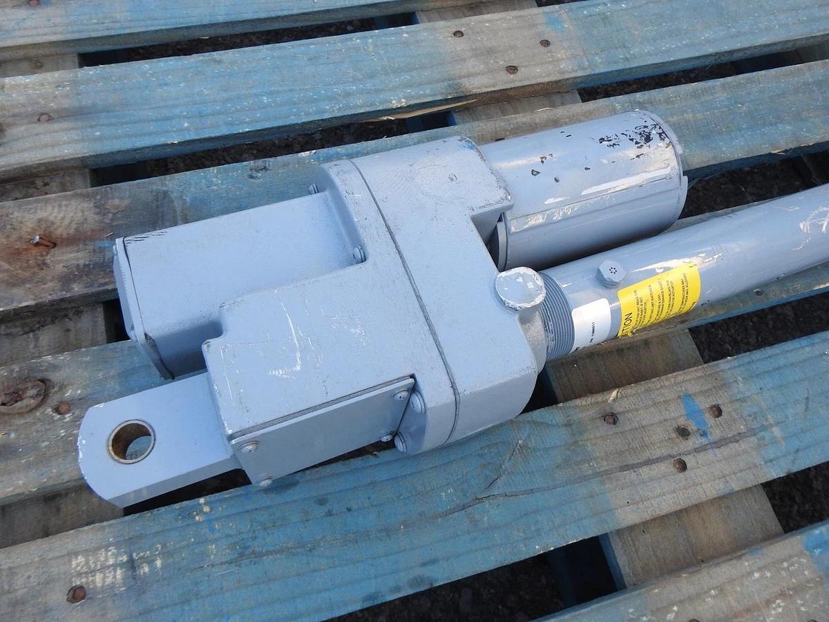 Duff Norton SPA Series Linear Actuator SPA6515 Series SPA6513-136 (1,500 LB) 12"