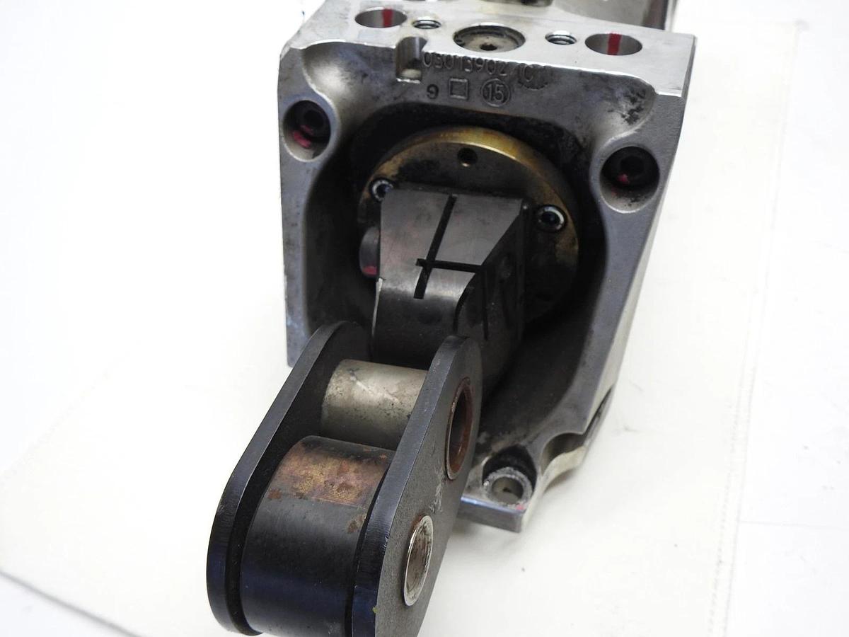 ARO S.A.S Actuator 300V, 3000 RPM, 18 NM, 20Kn Water Cooled 53AMW05A2L3F3