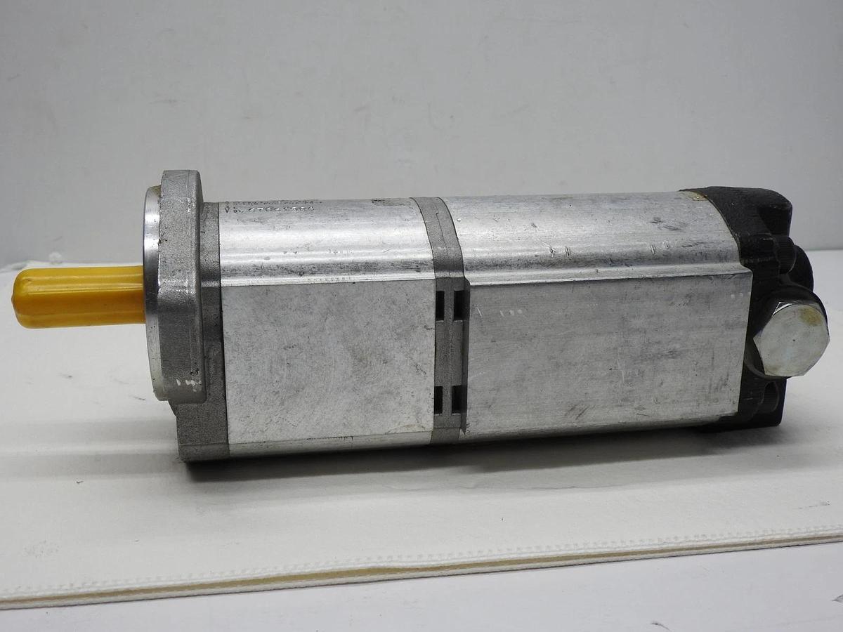 Casappa PLP20.20-49S1/20.2 Hydraulic Tandem Gear Pump PLP20.20 - NOB NEW!