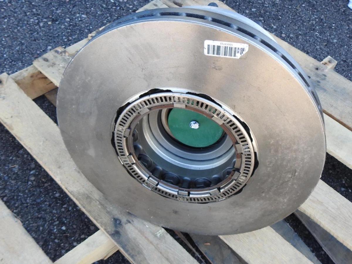 Conmet Disc Brake Rotor and Hub Assembly 10083733, 154C211262, 2044608704