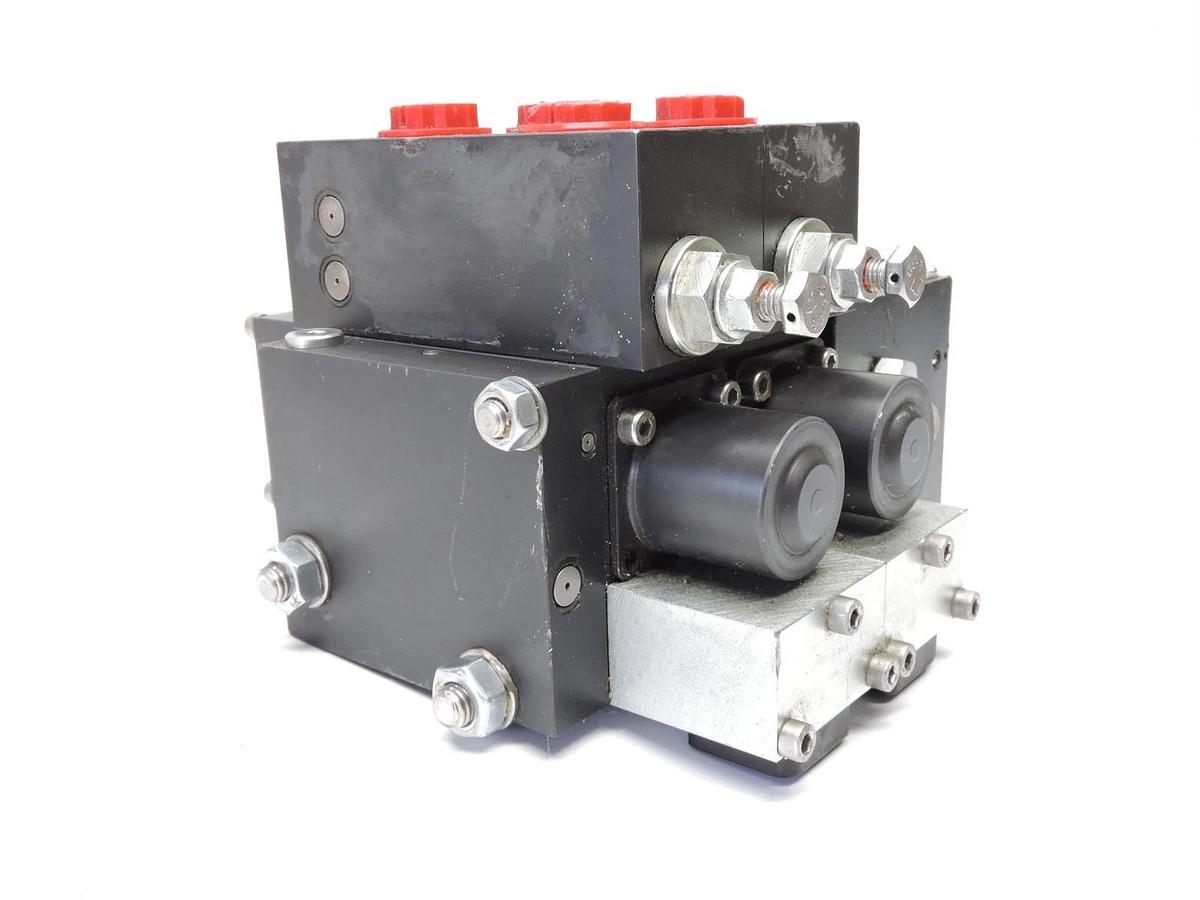 Guntert Zimmerman GZ Hydraulic Block Manifold Assembly US17-104-H-00-00, 110H605