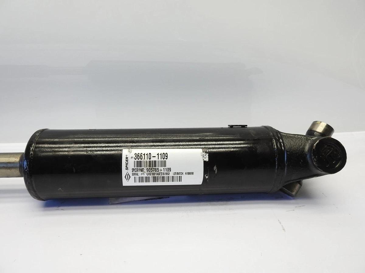 GENUINE Dana Spicer 905785-1109 Drive Shaft ASSY 905785 366110-1109 OEM NEW!