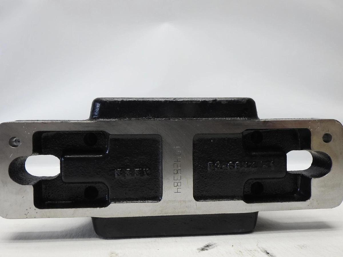 Link-Belt Rexnord PLB6843R 2-11/16" Roller Pillow Block Bearing NEW