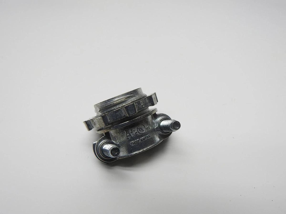 x200 Arlington 841 - 3/8" NMC Cable Connector LOT