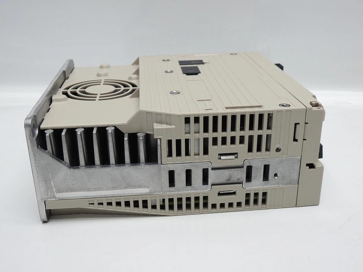 AMAT 0190-39409 Yaskawa SGDV-5R5A11AY836AA ServoPack Servo Drive For M1 NEW READ