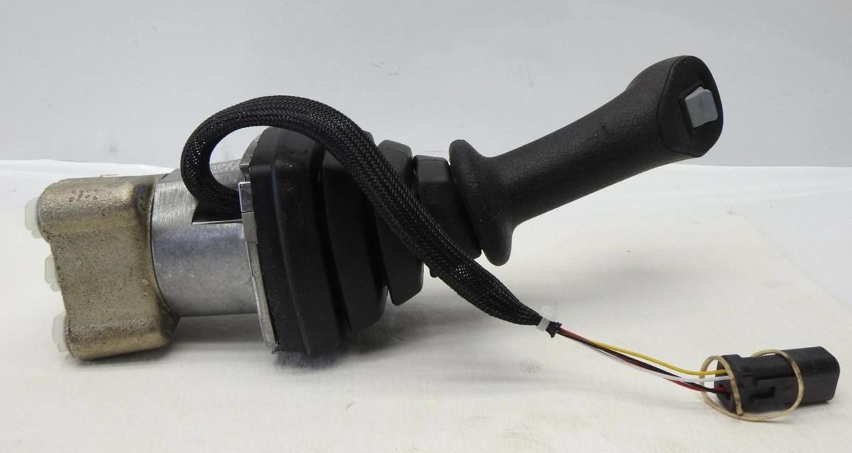 Bosch Rexroth 4TH6 I 97-14 Joystick R908353422, 08353422 - OEM NEW!