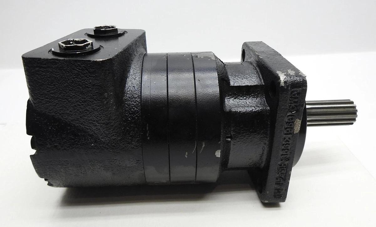 White Drive Hydraulic Motor 56966858.3589781, 11203197, 101845 (4 Bolt, 14T) NEW