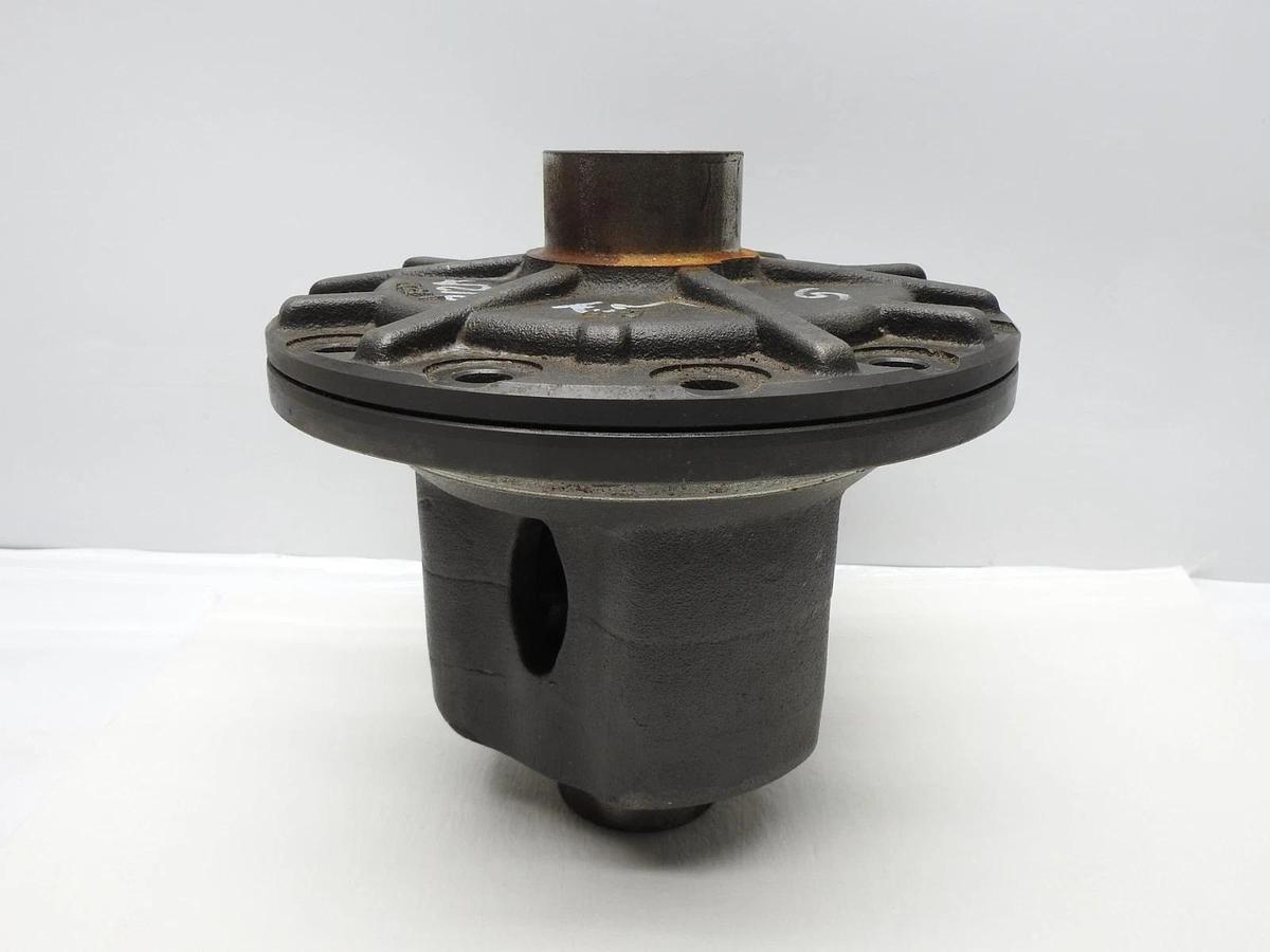 AAM 8K271 (12 Bolt) 5131B Differential Assembly Locker Hub AJ 8J301 - NOB NEW!