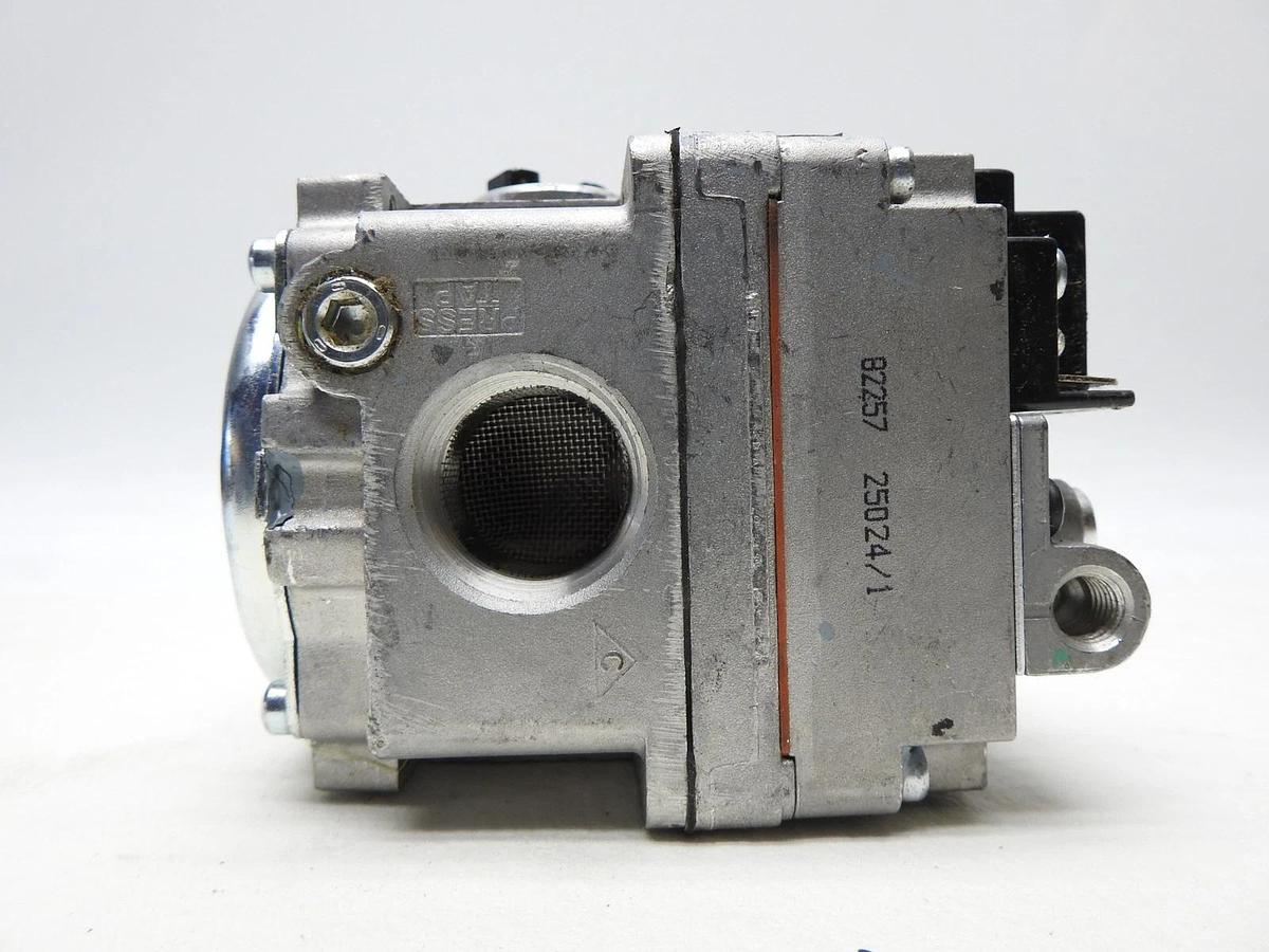 Robertshaw 7000BDER-S7A GAS VALVE 24V PILOT 3A2-501-733 24VAC 7000BDER 700-056