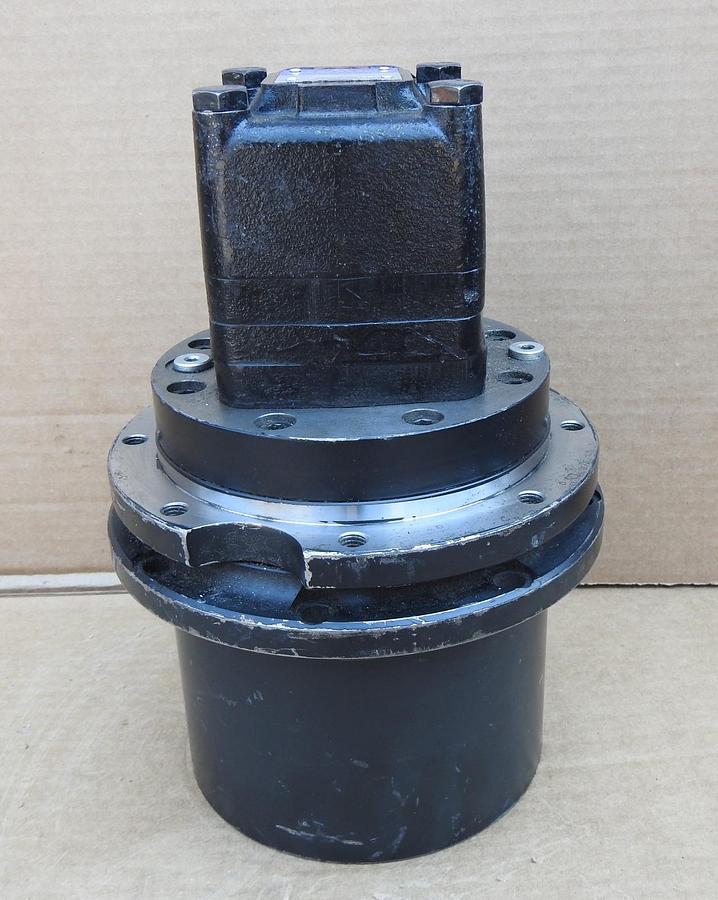 Reggiana Riduttori 154L00138 Final Drive Motor AR181/6 (MADE IN ITALY) -NOB NEW