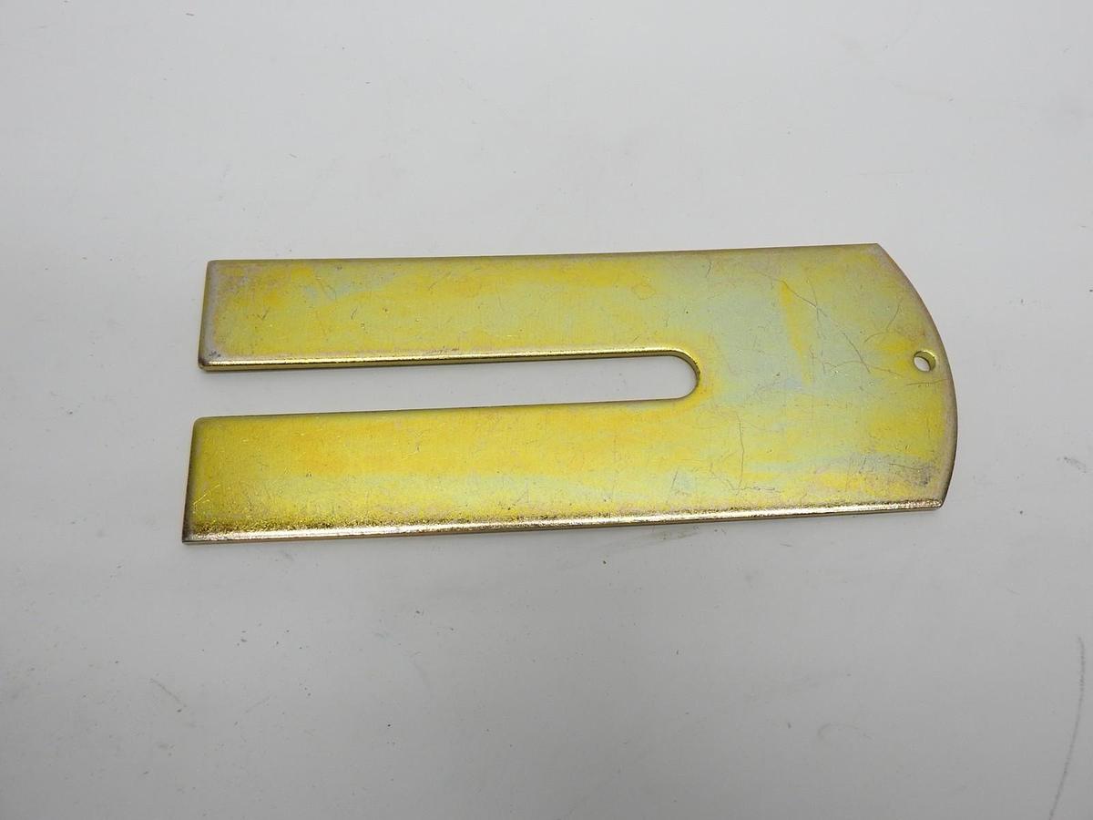 JLG 4070898 SHIM .12 X 2.50 X 6.38 STL