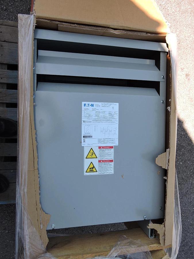 Eaton Cutler Hammer V48M28T3716CU 37.5 KVA, 3 Phase, 60 Hz Transformer NEW!