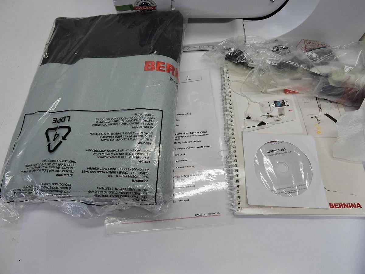 Bernina B700 Embroidery Machine - NEW NEVER USED- Minor Freight Damage!