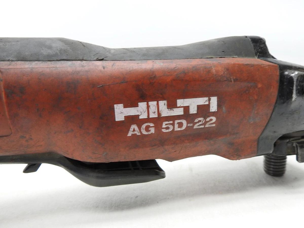 HILTI AG 5D-22 5" ANGLE GRINDER (TOOL ONLY) - USED