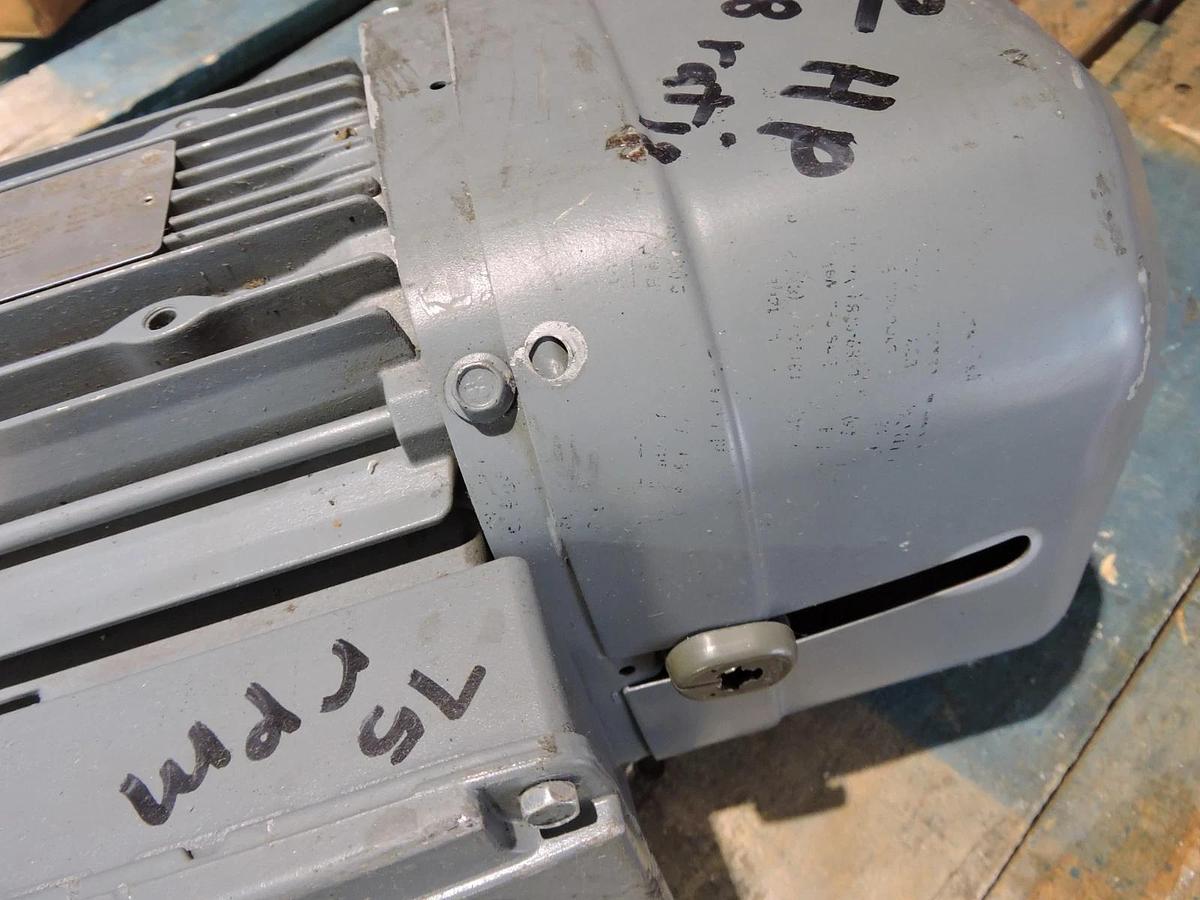 SEW Eurodrive RF47DRE90L4/TH/ES7C (RATIO: 23.28) Gear Motor - NEW SURPLUS
