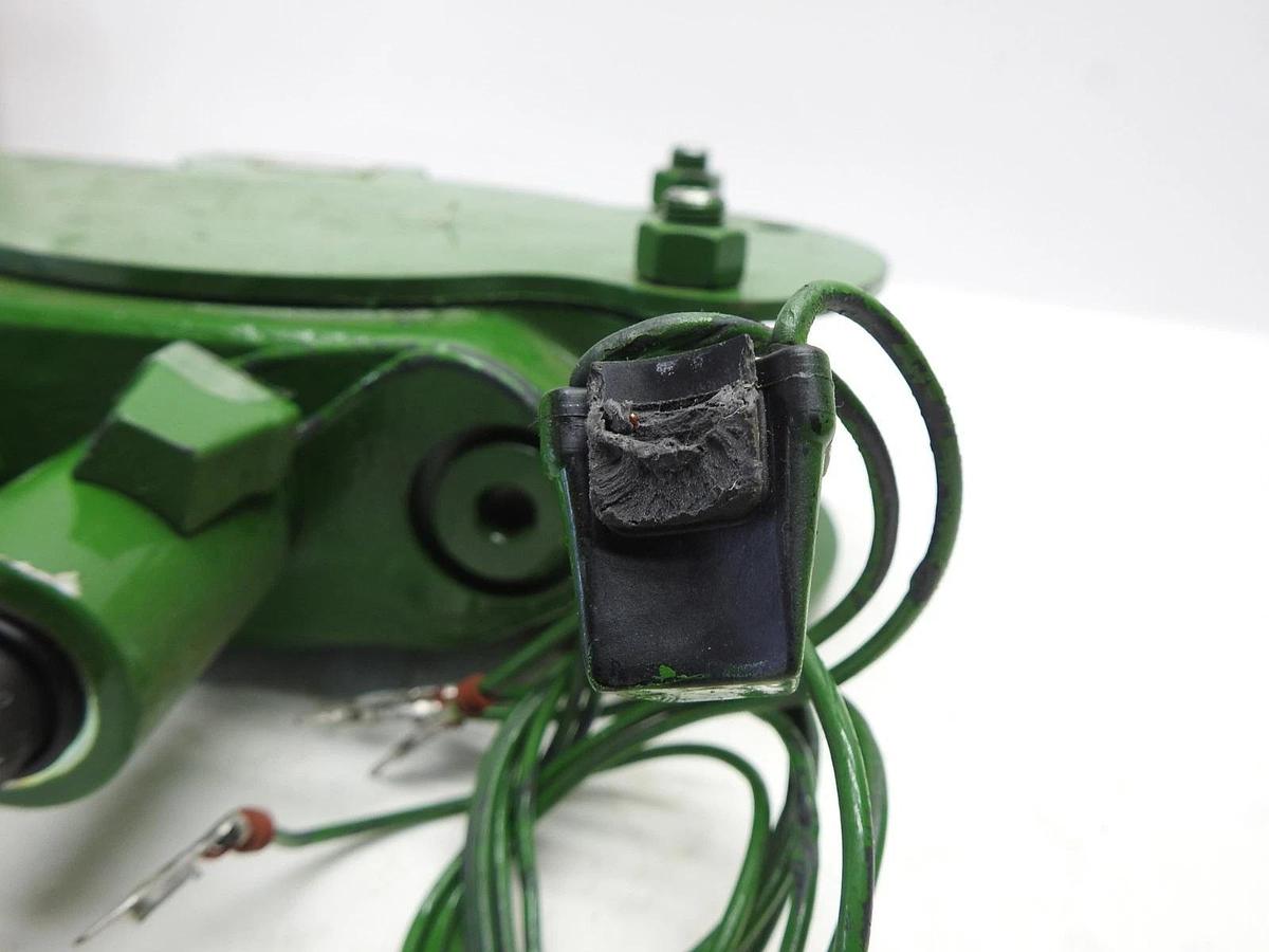 GENUINE John Deere RE262576 Selective Control Valve Husco - OEM BULK NEW