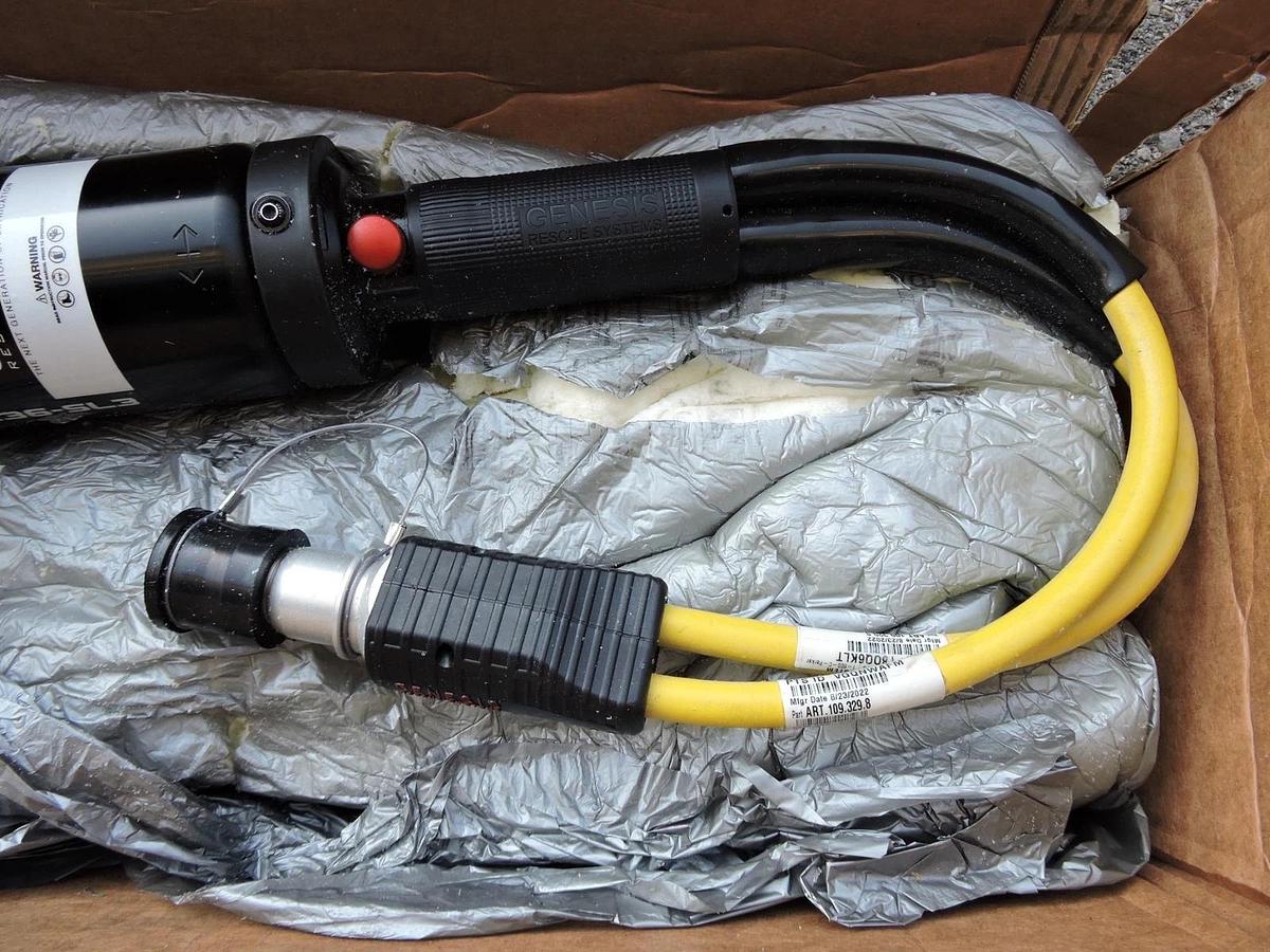 GENESIS RESCUE SYSTEMS Eforce C236 SL3 NXTGEN CUTTER C236 - NOB NEW!