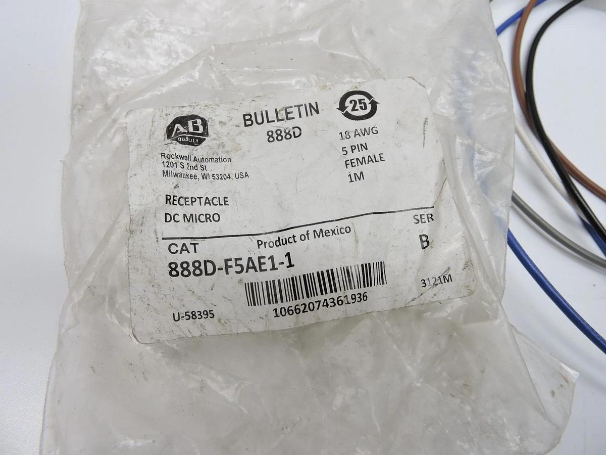 Allen Bradley 888D-F5AE1-1 DC Micro Receptacle - NOB NEW!