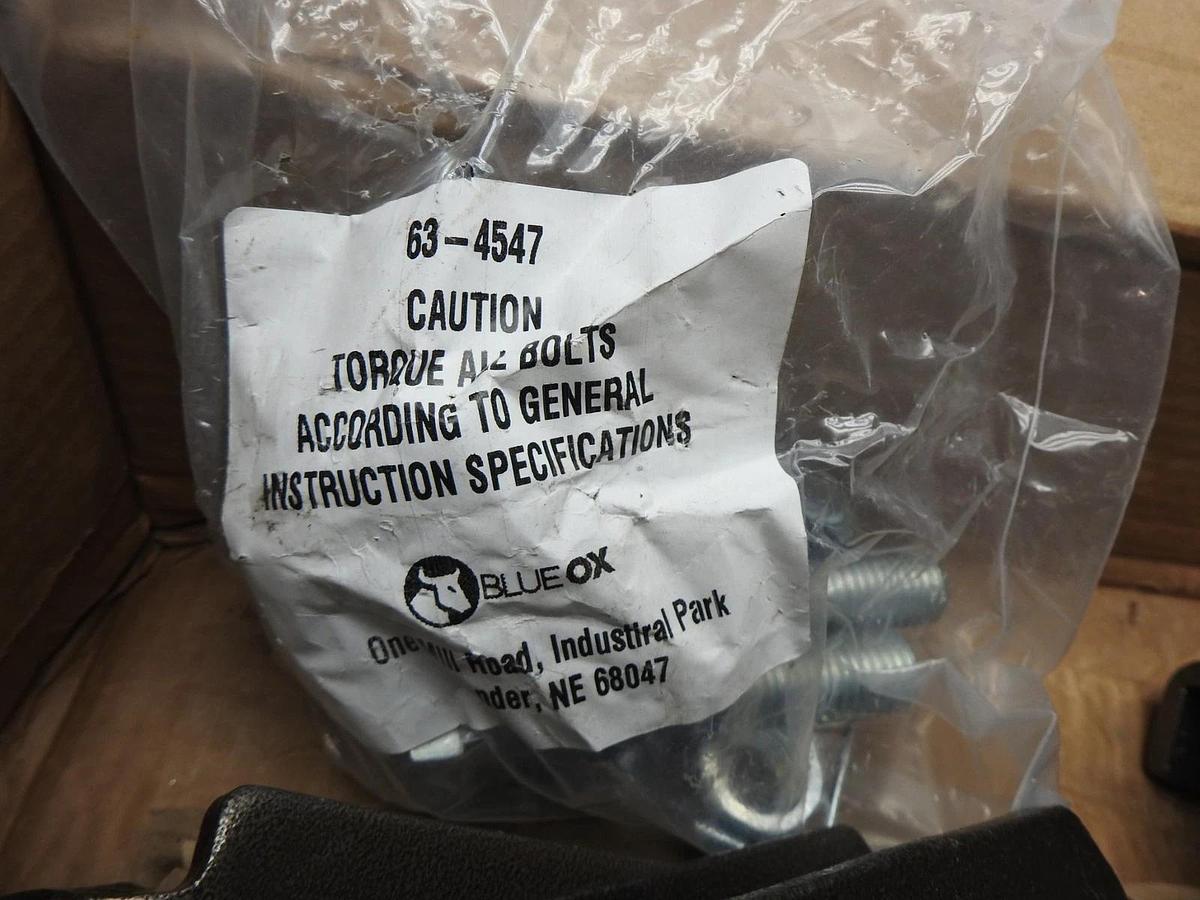 BlueOx 63-6546 BXW0350-550 Replacement Clamp On Brackets ONLY - NEW
