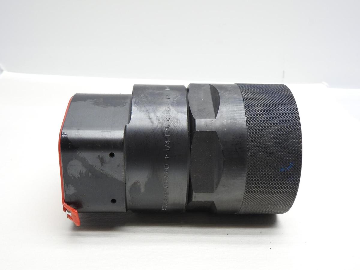 STUCCHI F-VEP30HD HYDRAULIC FEMALE FLAT FACE COUPLER 1 1/2 NPT - NOB NEW!