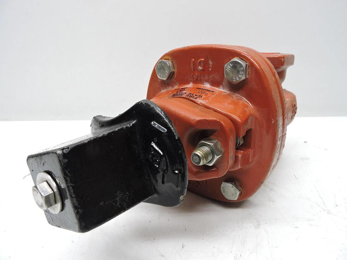 Clow Valve 2639 250W 2" Gate Valve - NEW!