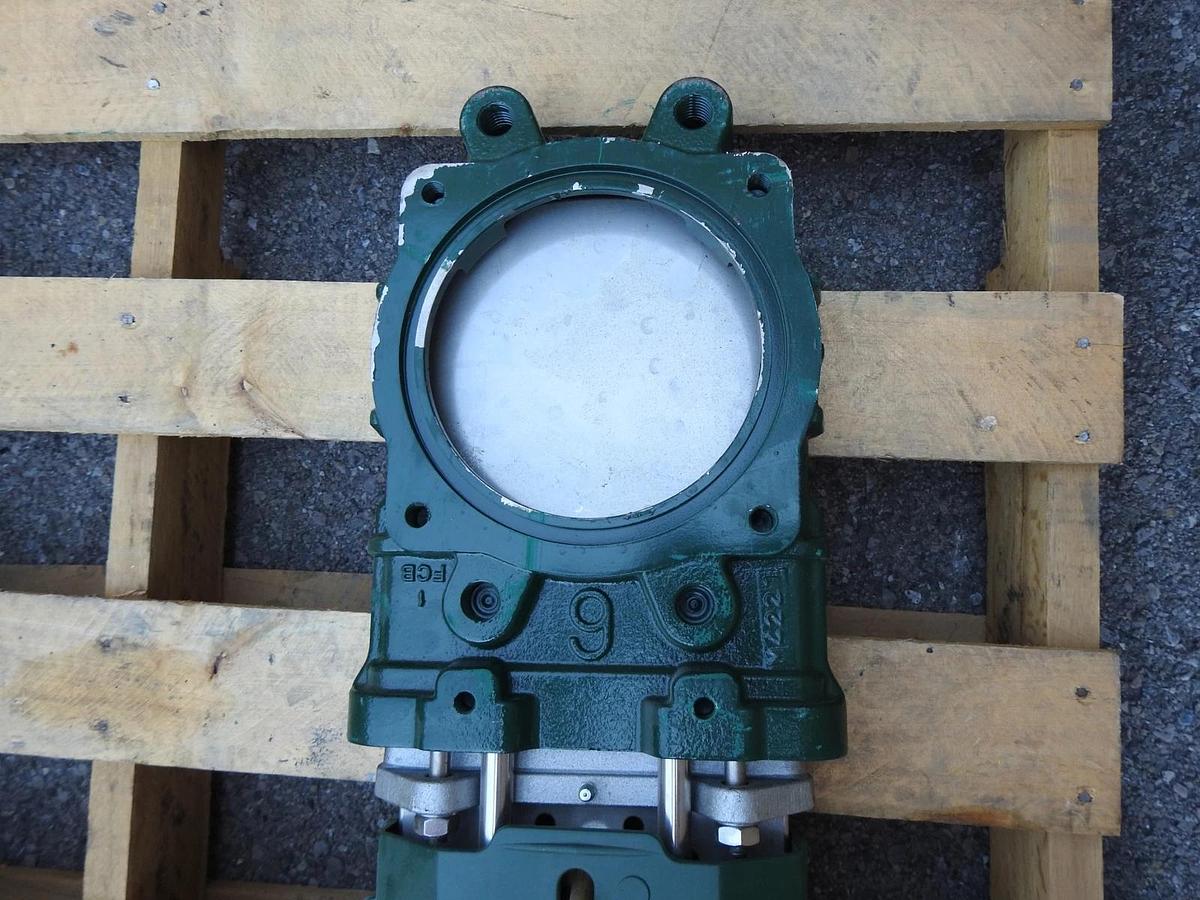 Metal-Tecnica MZ 6" Cast Iron Gate Valve (Made in Italy) - NOB NEW!