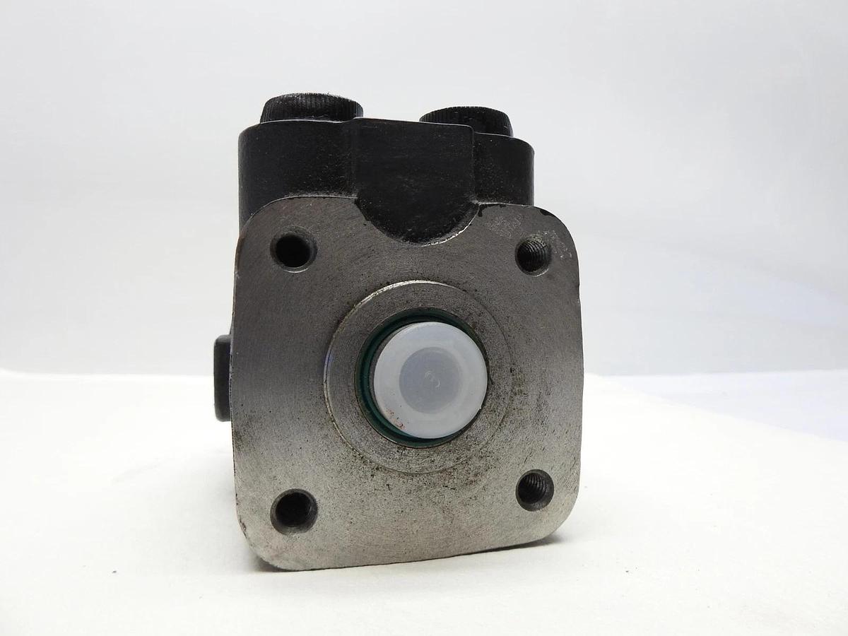 Hydraulic Steering Control Unit 4 BOLT Replacement For Eaton Char-Lynn 211-1009