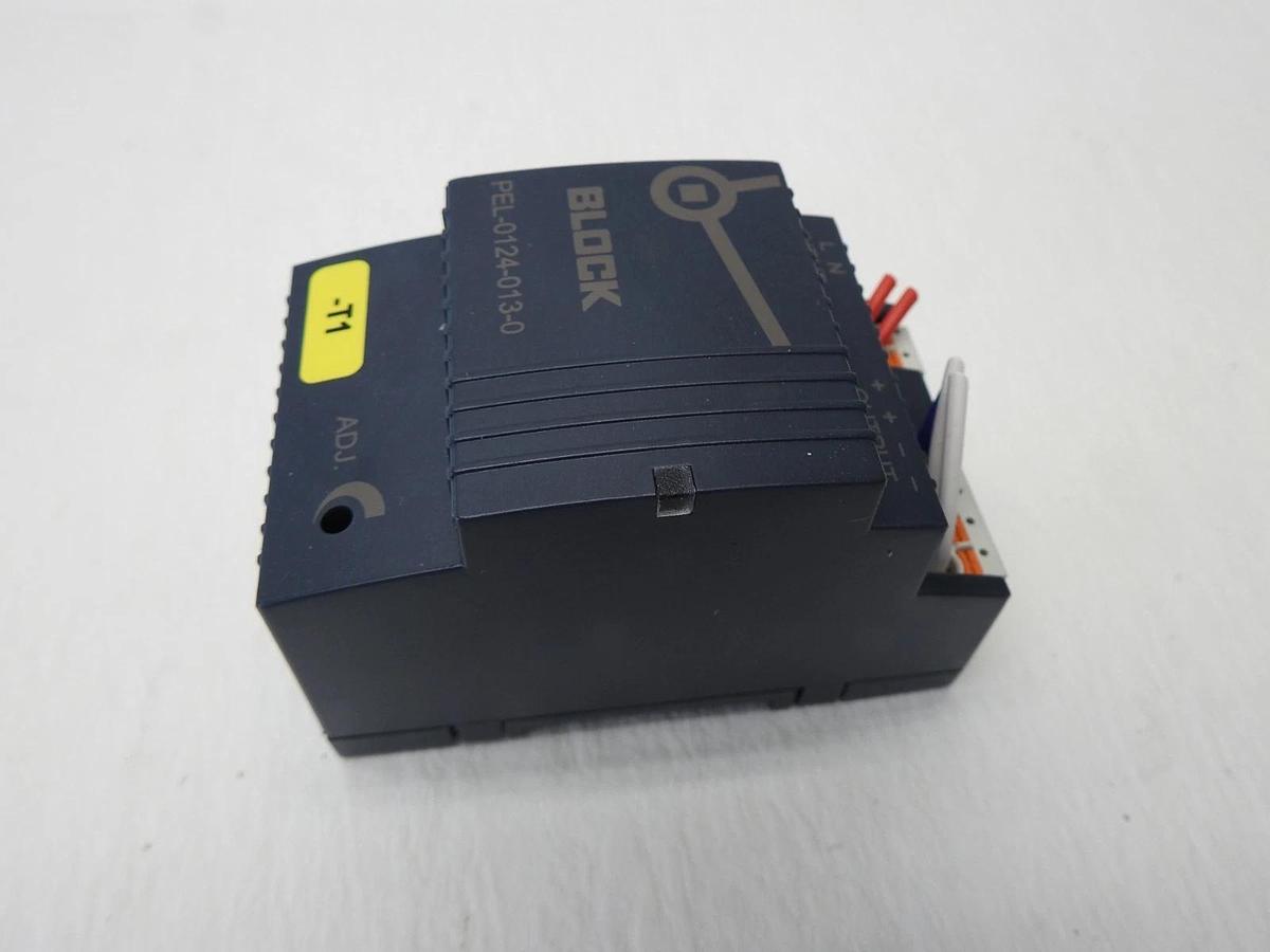 Block PEL-0124-013-0 Power Supply 100-240VAC In; 24VDC Out - NEW TAKEOUT