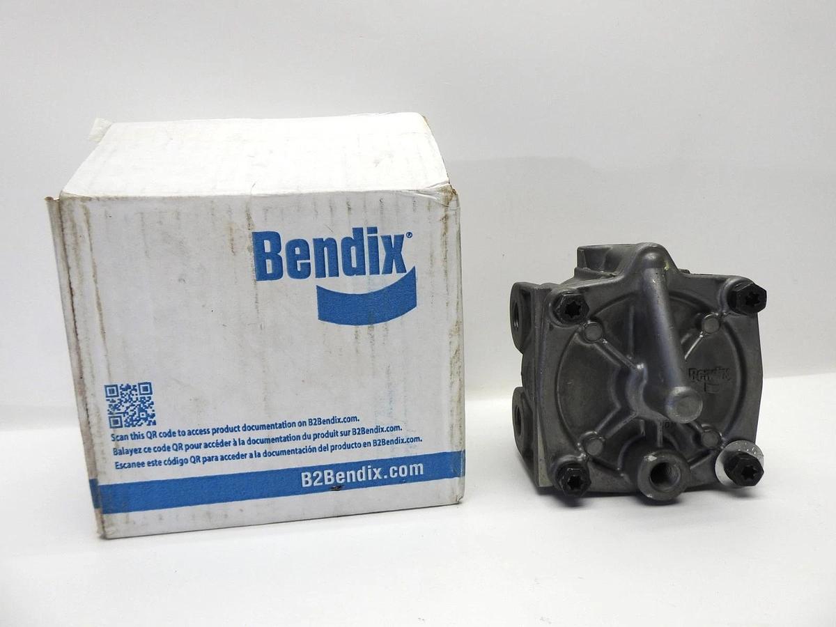 Genuine Oem Bendix R-12P Relay Valve - 065476 NEW!