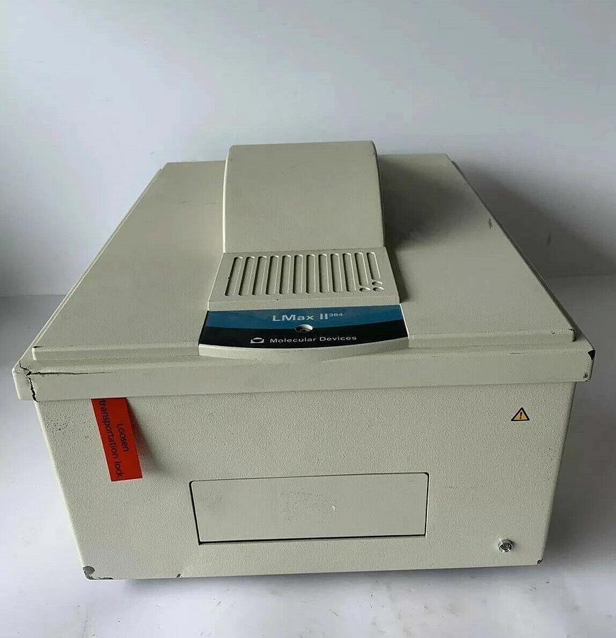 Molecular Devices LMAX II 384 Microplate Reader Luminometer POWERS ON!