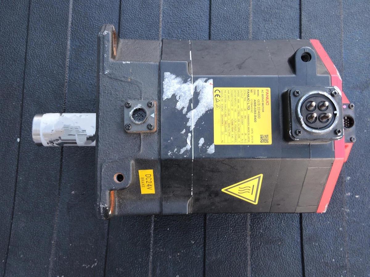 Fanuc AC Servo Motor A06B-0265-B400 w/ A860-2000-T301 Servo Motor Pulsecoder