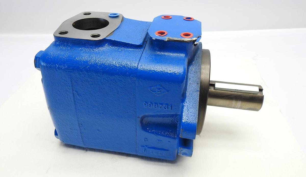Eaton Vickers VMQ Vane Pump 709-0024-032 VMQ1 VMQ135S135B00500AACANR00 A032 OEM