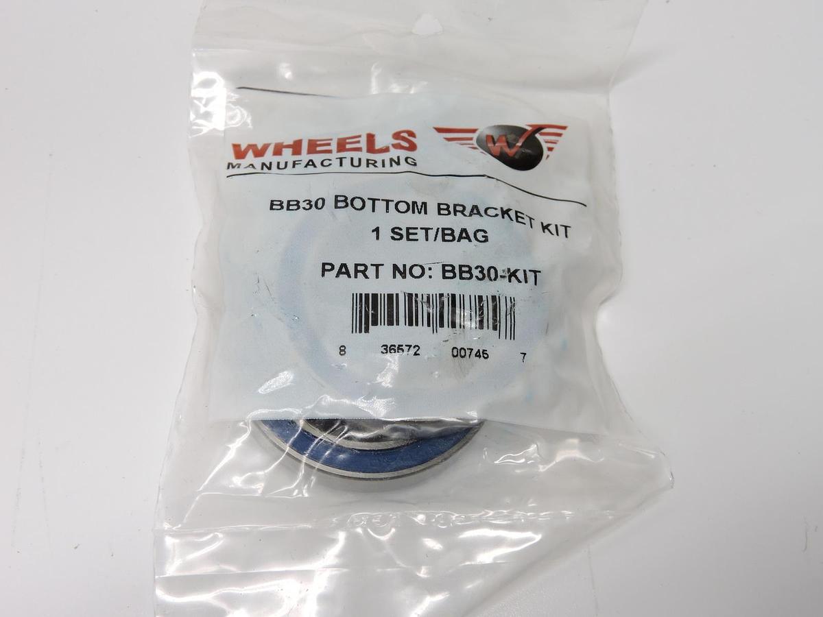Wheels Manufacturing BB30 ABEC-3 Bearings & Clip Kit - NEW!
