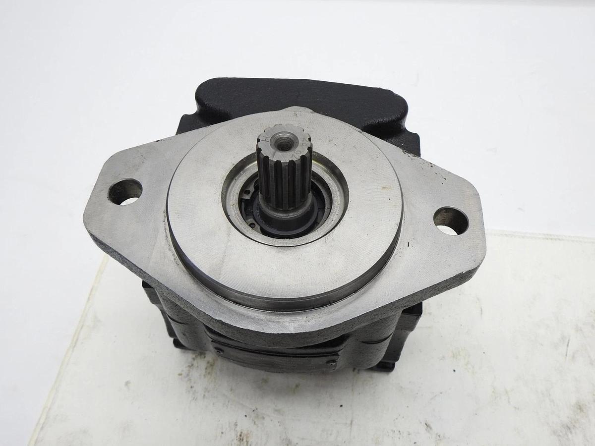 Manitowoc Grove 7722100101 Hydraulic Pump ASSY - Genuine NEW