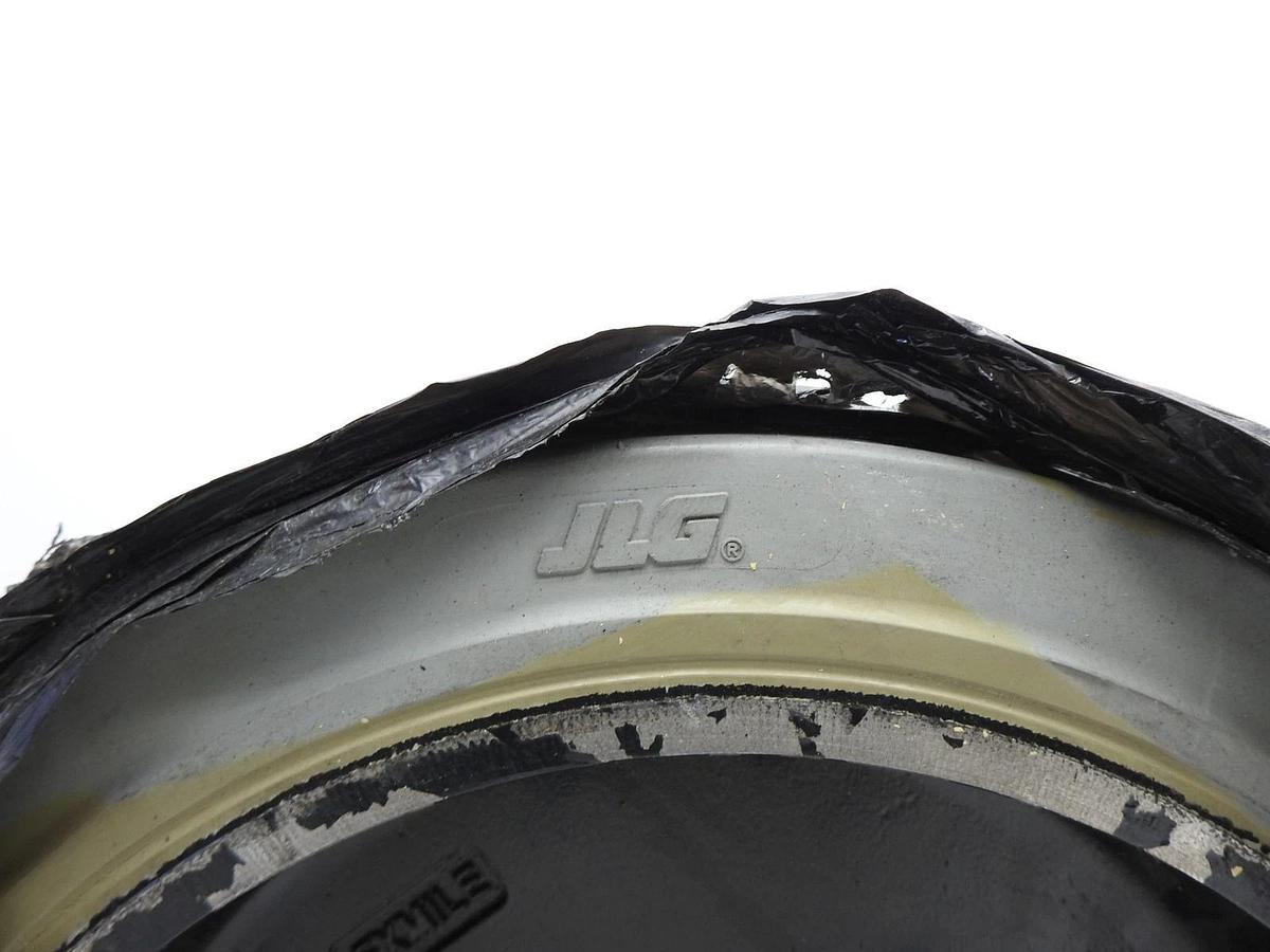 GENUINE JLG 1001212187 Non Marking Rubber Wheel 5"x16"x16" - OEM NEW