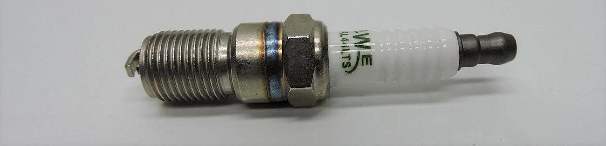 SWE CKL44LTS (4/PK) Spark Plugs - NEW