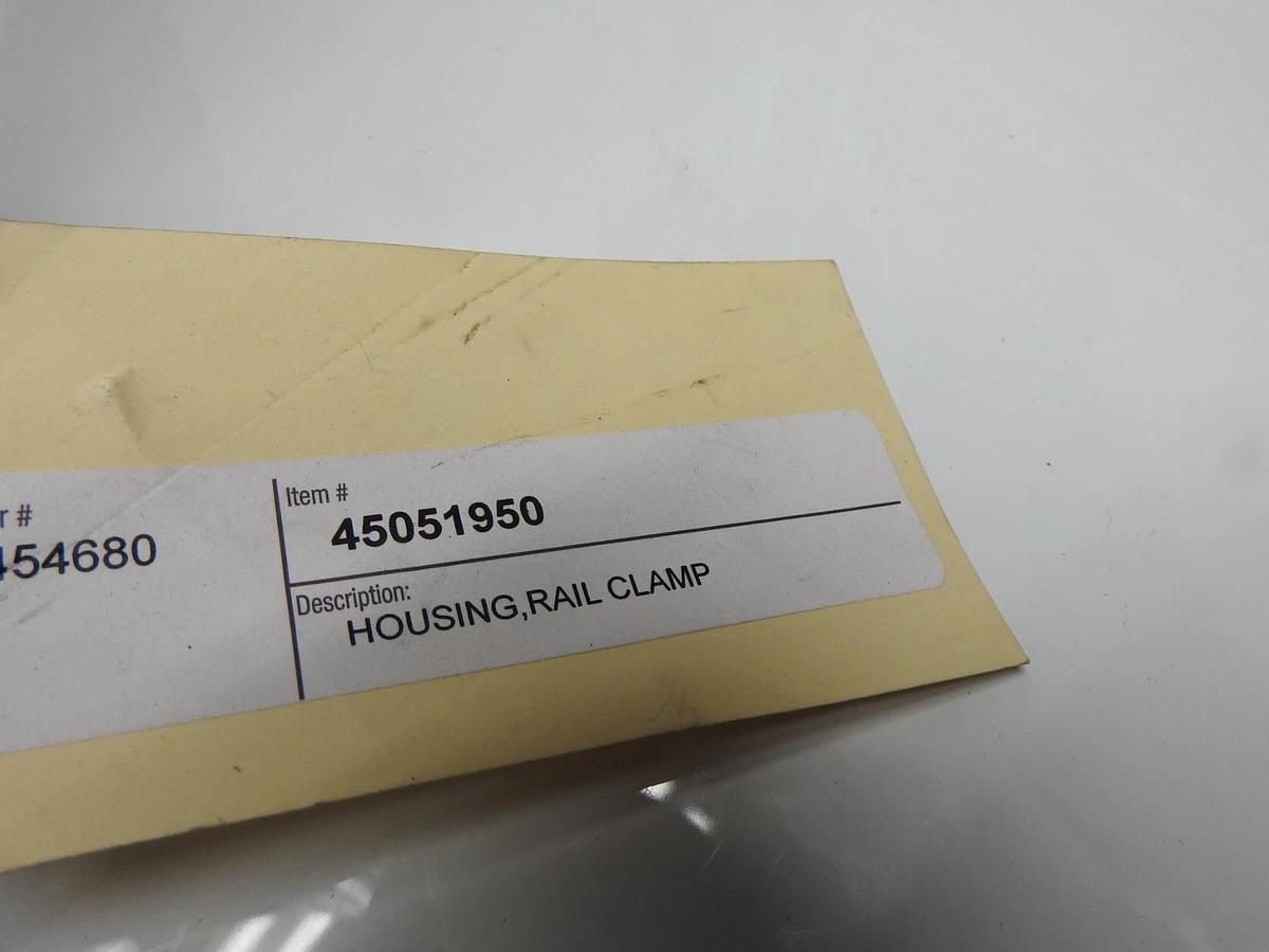 Nordco Rail Clamp 45051950 Housing 454680, 452283 1NOR-45051950 - NOB NEW!