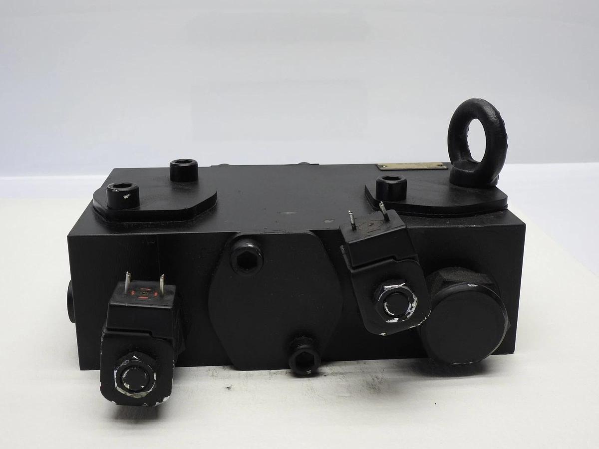 Konecranes Reach Stacker Hydraulic Valve 6055.008 (Parker 91217415) OEM NEW!