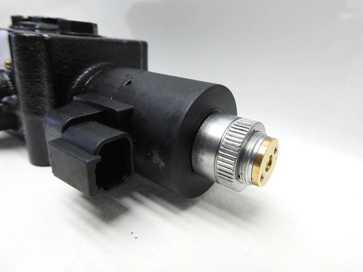 GENUINE John Deere LVA24142 Selective Control Valve OEM NEW!