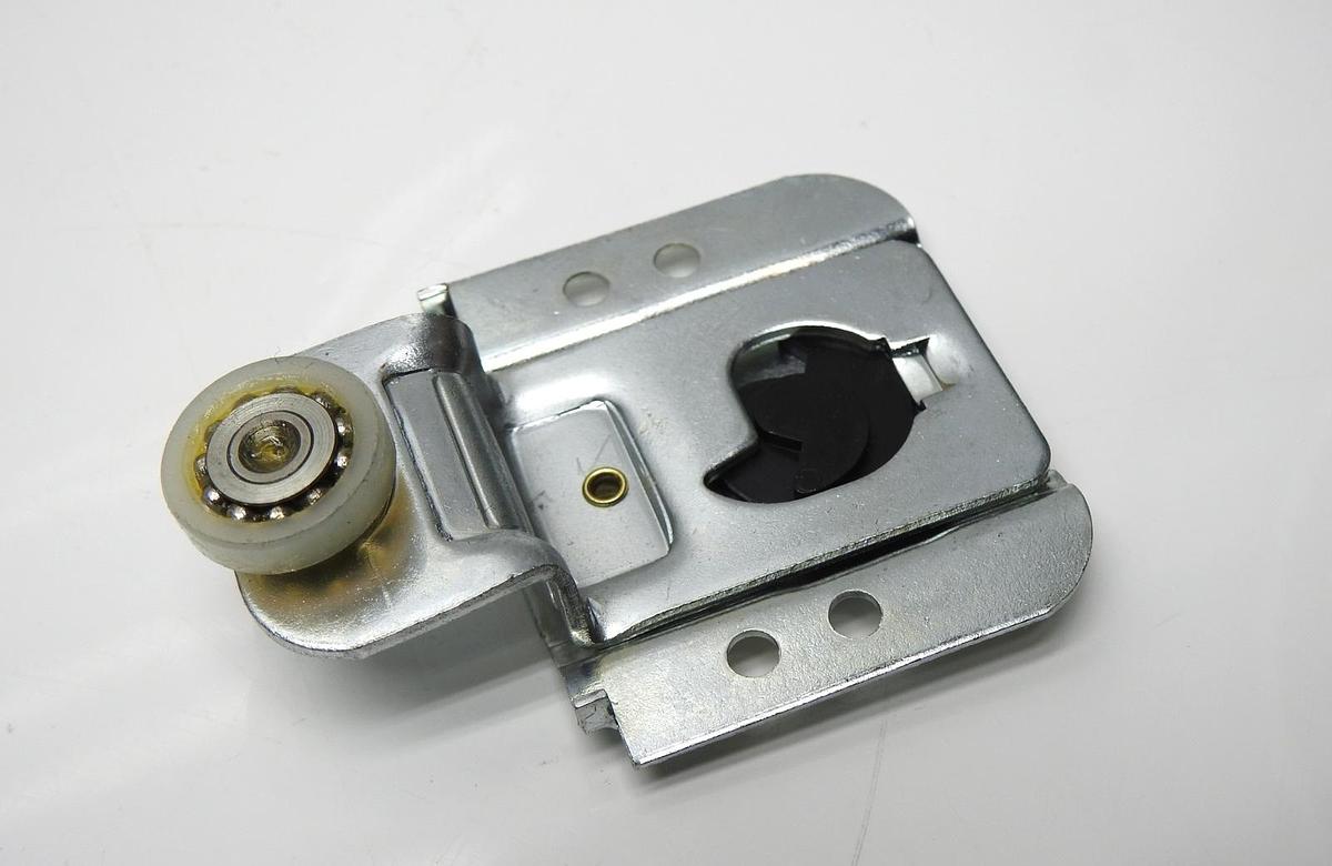 Hettich Grant Carrier 6330 1/2 W/BB Wheel (x1)
