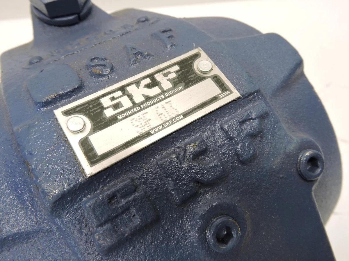 SKF SAF 613 Bearing Housing SAF613 -- NOB NEW!