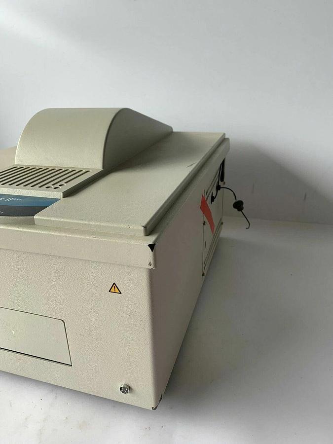 Molecular Devices LMAX II 384 Microplate Reader Luminometer POWERS ON!
