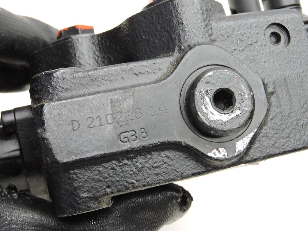 Walvoil 40007594 Hydraulic Distributor Valve for LS MT3.40, LS MT125 LS MT1.25