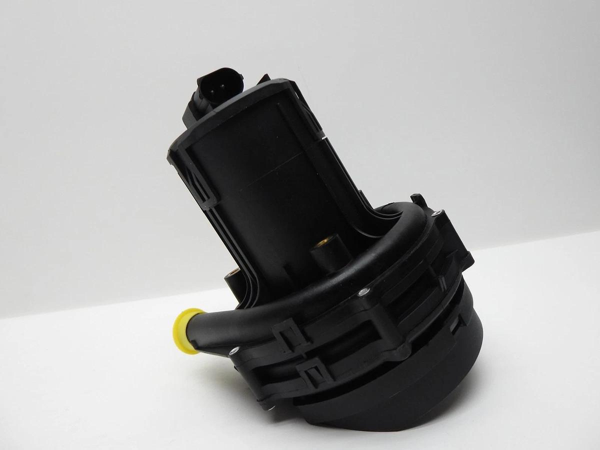 A0013A0017 Secondary Air Injection Smog Pump for 11721435364 BMW E46 323i 325i