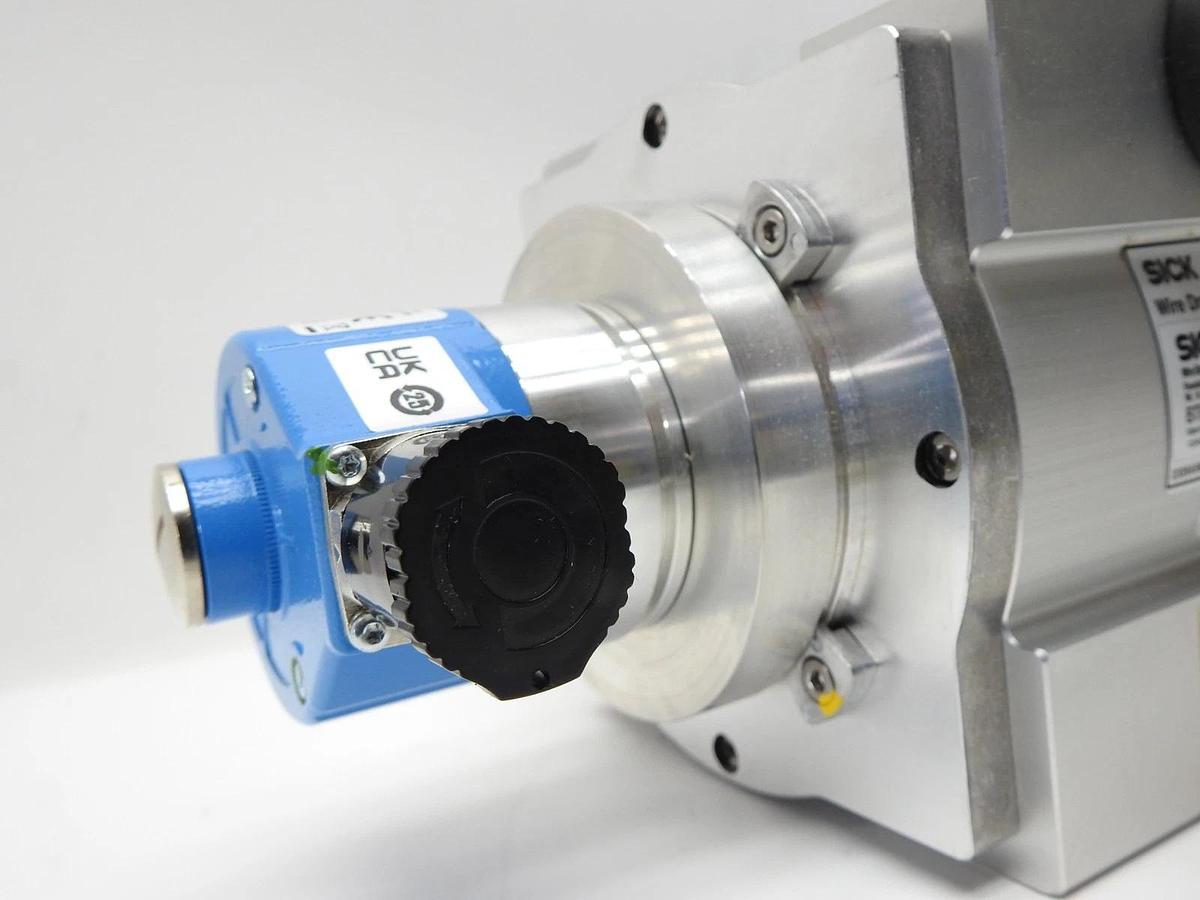 New SICK BTF13-A1AM1020 Wire Draw Encoders 0m-10m,SSI,Male Conn, Radial,10V-32V