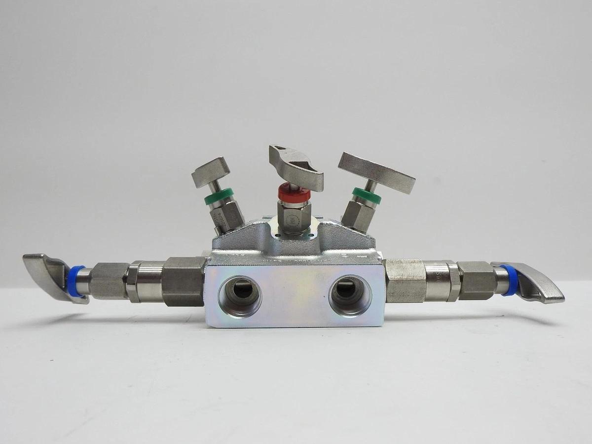 AS-Schneider T5S-CKA 5-Valve Manifold A105 ETFE / POM, FKM