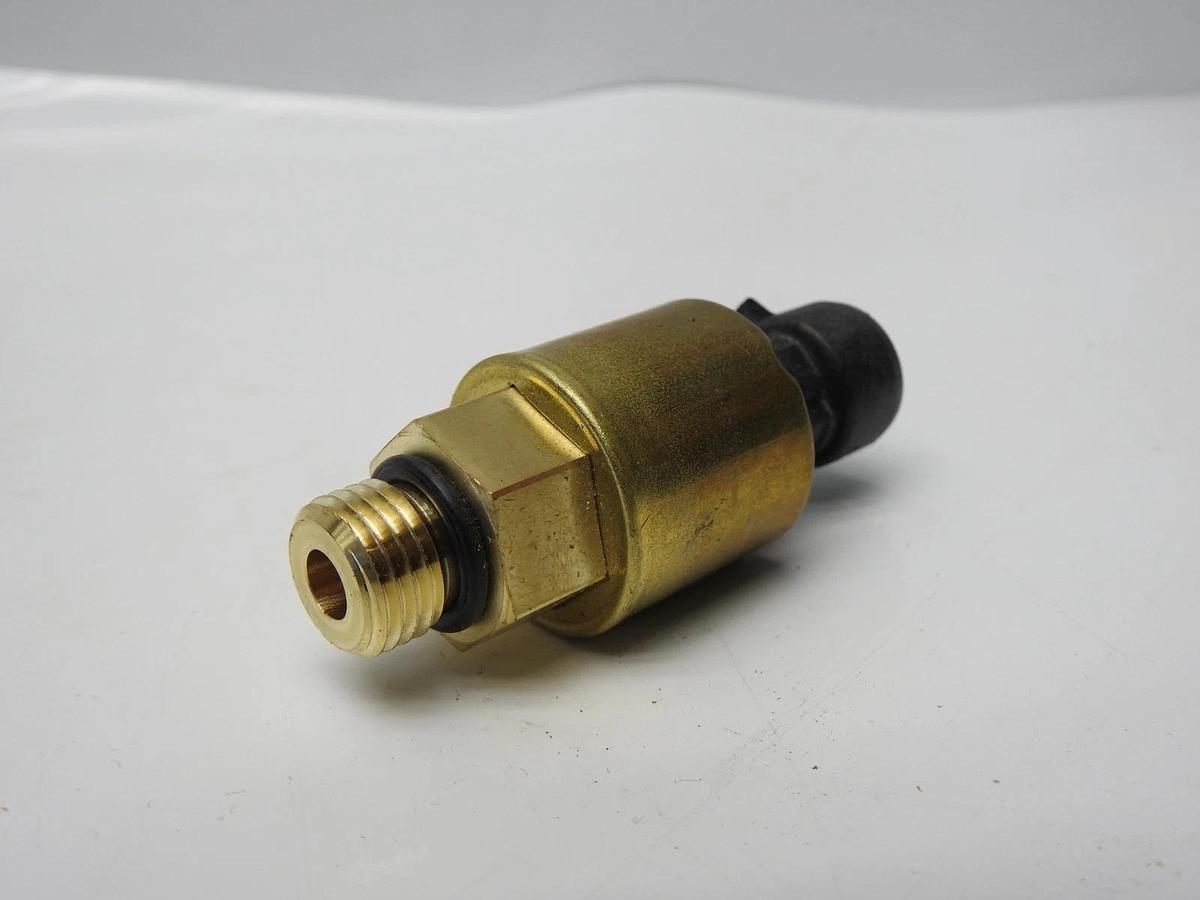 GENUINE New Holland 86597585 Sensor for HARV EQ (CONV COMBINES, ROTARY COMBINES)