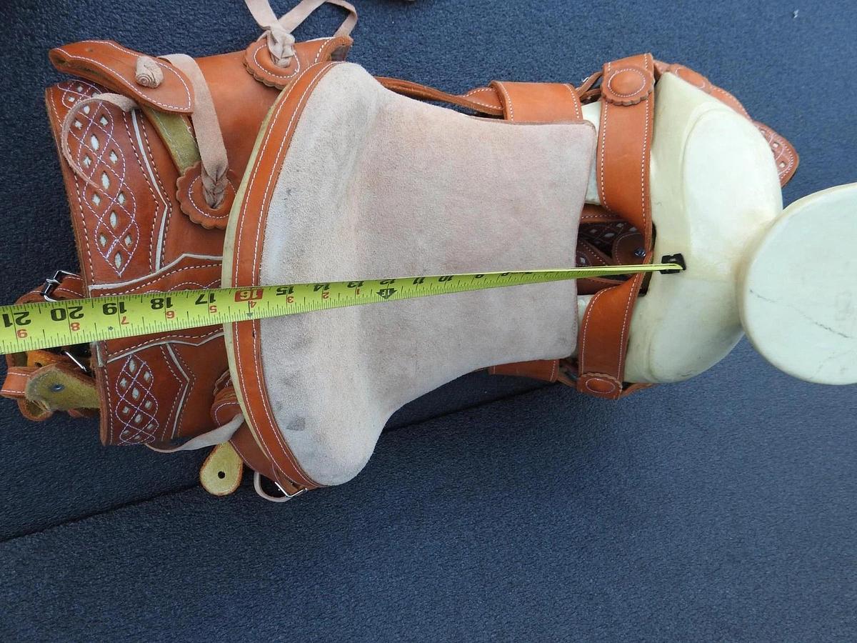Mexican Charreria Riding Leather Saddle (Montura Charra) Mexican Horse Saddle