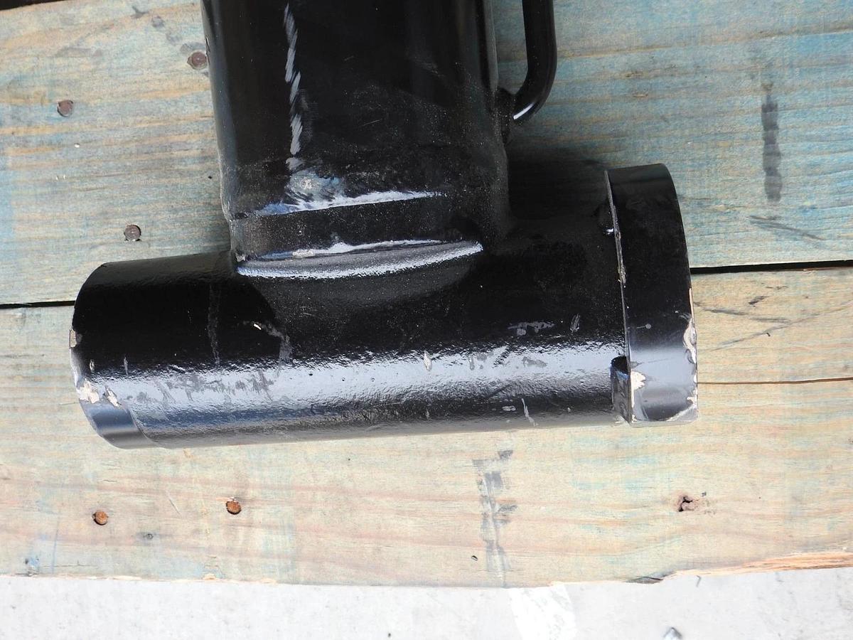 OEM JLG 1001106880 Cylinder, Upper Lift for E300AJP, E300AJ Electric Boom Lift